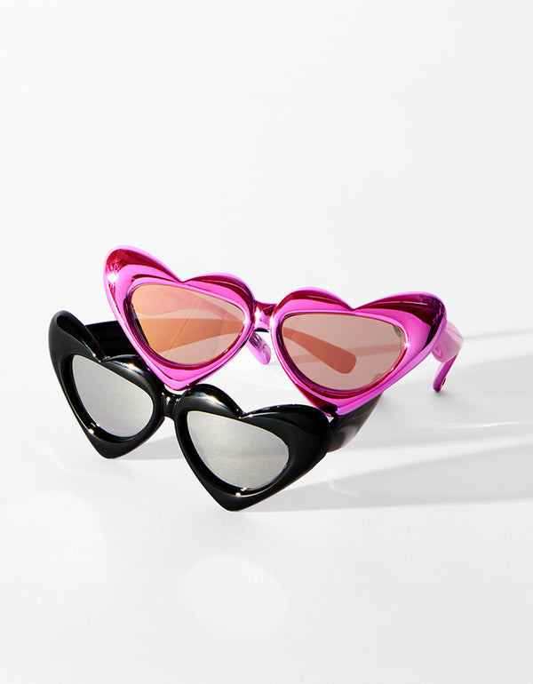 Betsey Johnson Sweetheart Sunnies Black