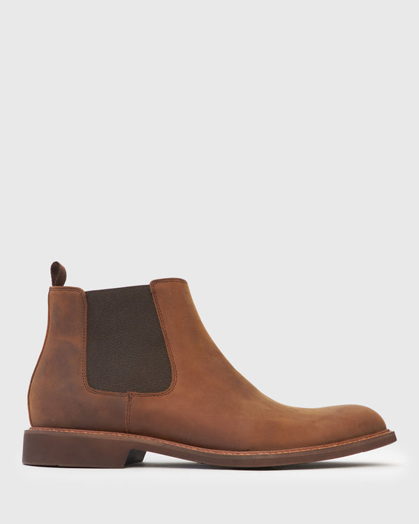 betts ASHTON Plain Toe Chelsea Boots