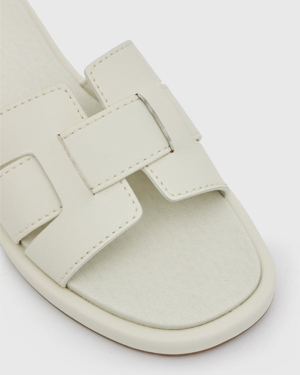 Betts BLAIR Round Toe Slides