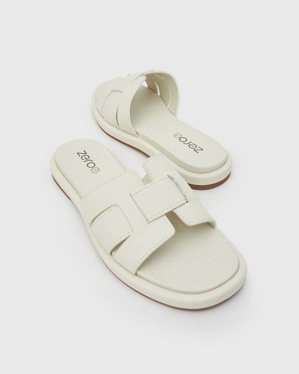 Betts BLAIR Round Toe Slides