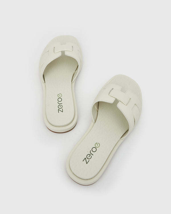 Betts BLAIR Round Toe Slides