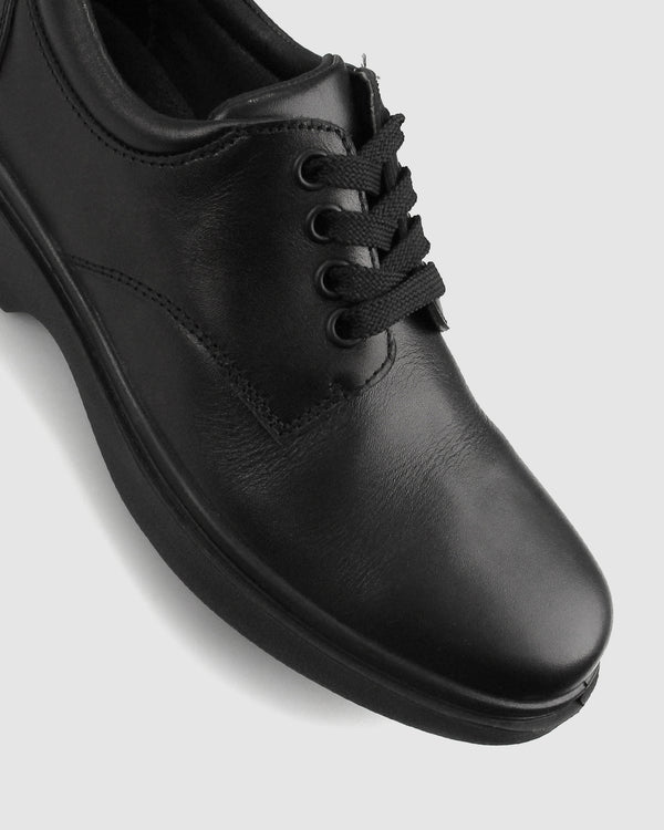 Betts CREW D/E Senior Leather School Shoes