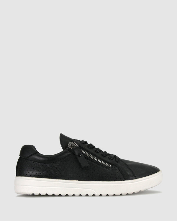 betts ELSA Vegan Comfort Sneakers