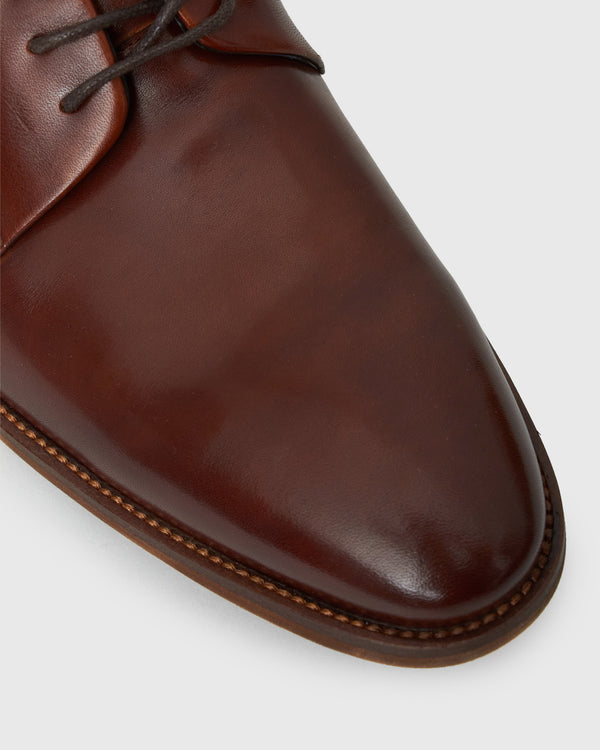 Betts FINN Leather Derby Shoes