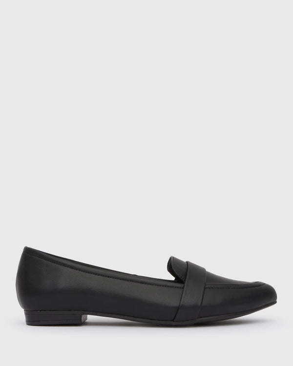 betts GIANNI Pointed Toe Flats