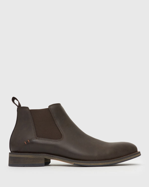 betts QUIRK Plain Toe Chelsea Boots