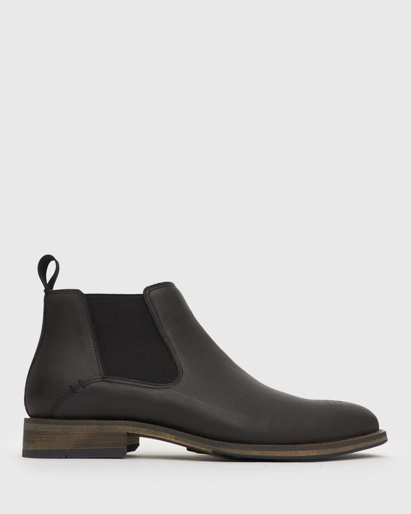 betts QUIRK Plain Toe Chelsea Boots