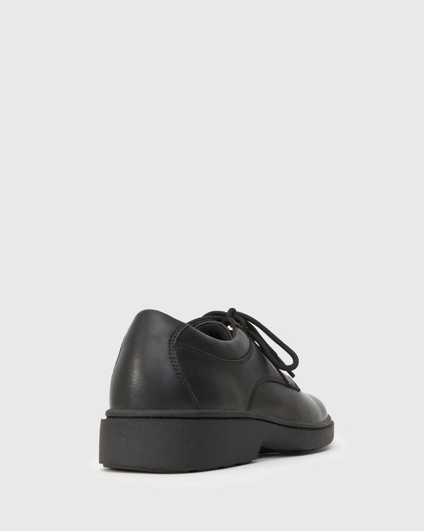 Betts SANTANA E/F Senior Leather School Shoes