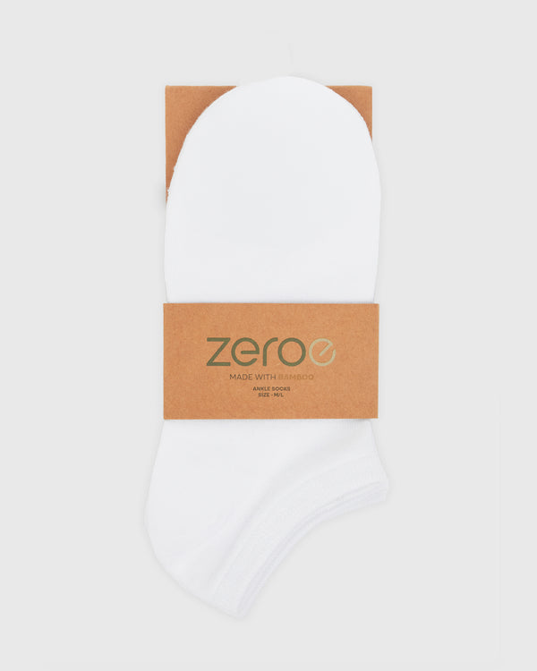 Betts UNISEX WHITE BAMBOO ANKLE SOCKS M/L