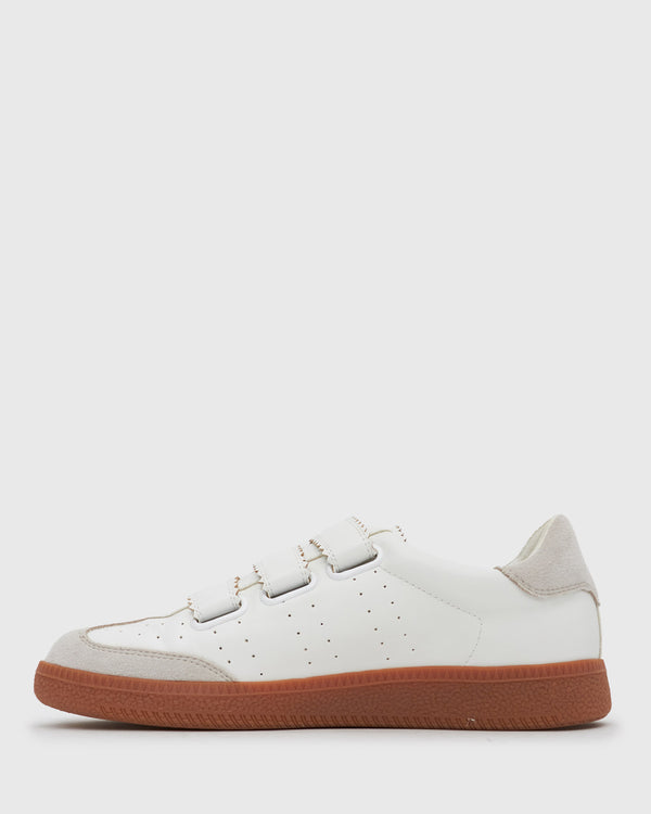 Betts Wider Fit BUTTERCUP Low-Top Velcro Sneakers