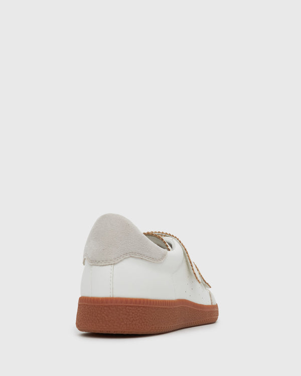 Betts Wider Fit BUTTERCUP Low-Top Velcro Sneakers