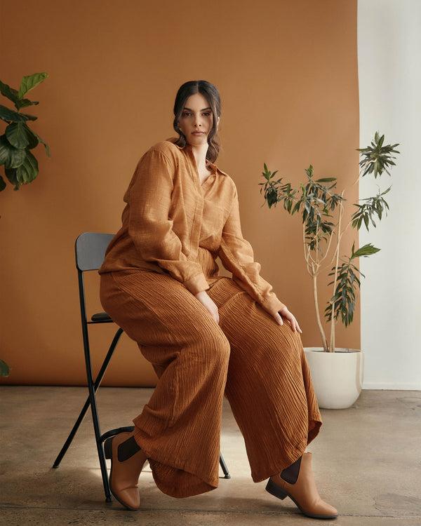 Betts Wider Fit ELLIOT Vegan Ankle Chelsea Boots