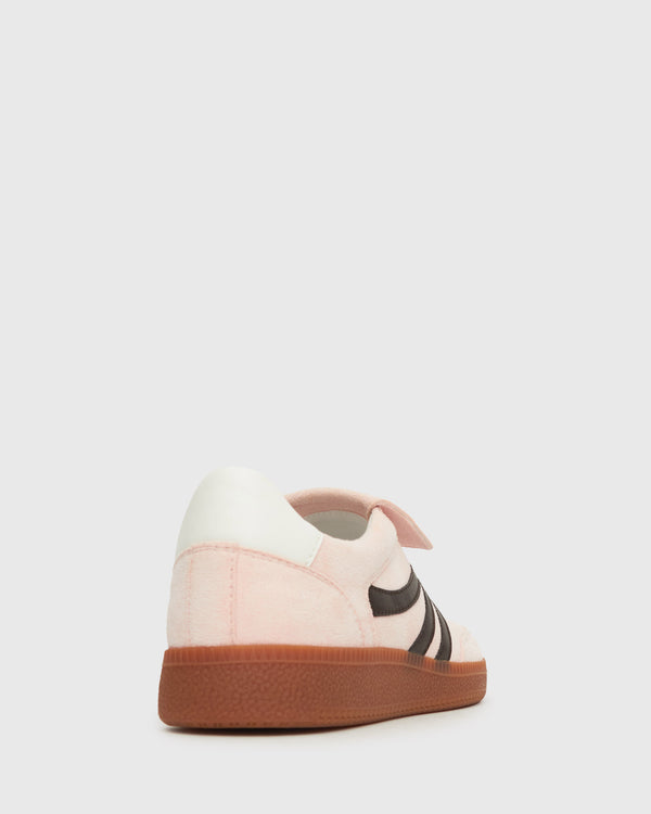 Betts PRE-ORDER Wider Fit BUTTERSCOTCH Low-Top Lace-Up Sneakers