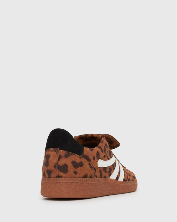 Betts Wider Fit BUTTERSCOTCH Low-Top Lace-Up Sneakers