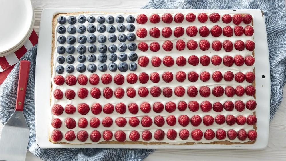 betty crocker American Flag Dessert Pizza