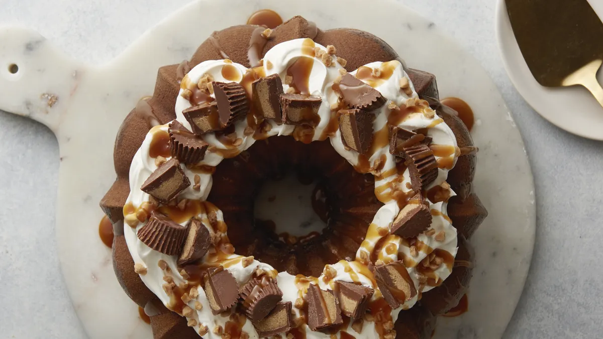 betty crocker Better-Than-Sex Bundt Cake