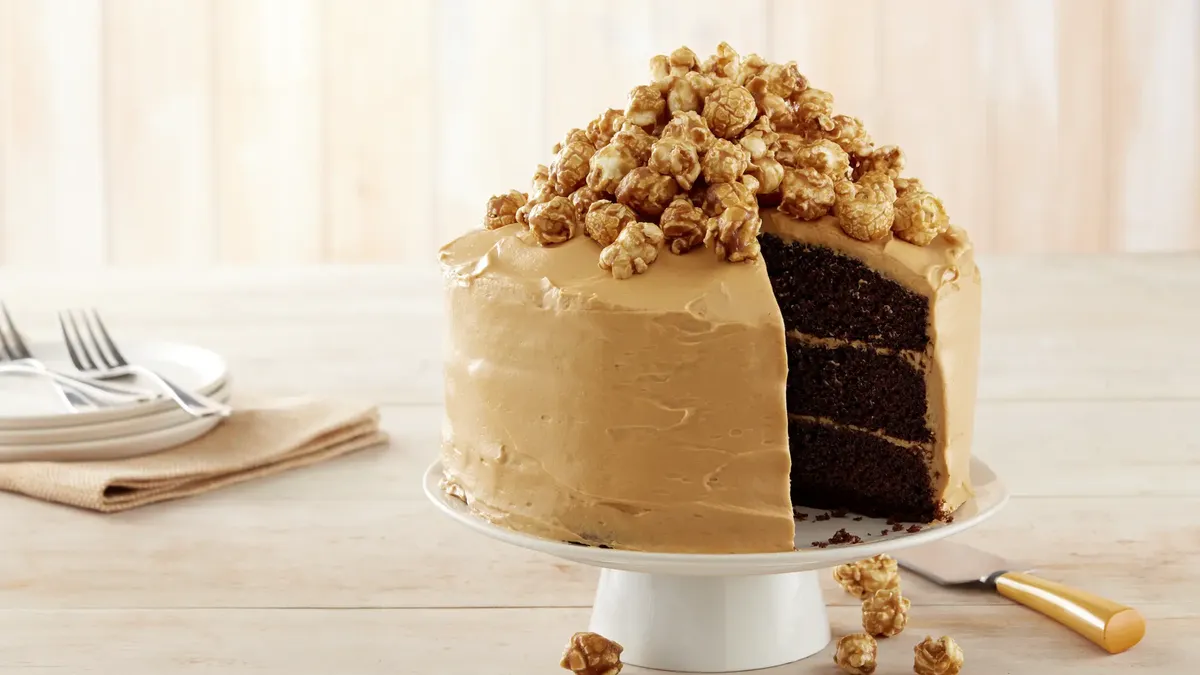 betty crocker Caramel Corn Chocolate Cake