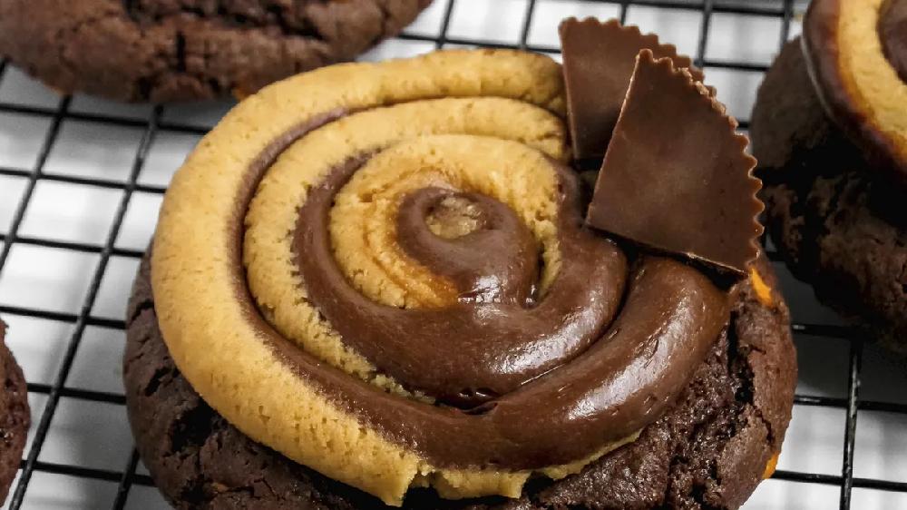 betty crocker Caramel Peanut Butter Cup Cookies