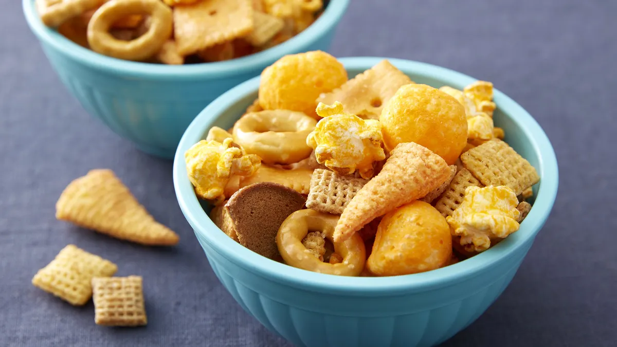 betty crocker Cheesy Game Day Snack Mix