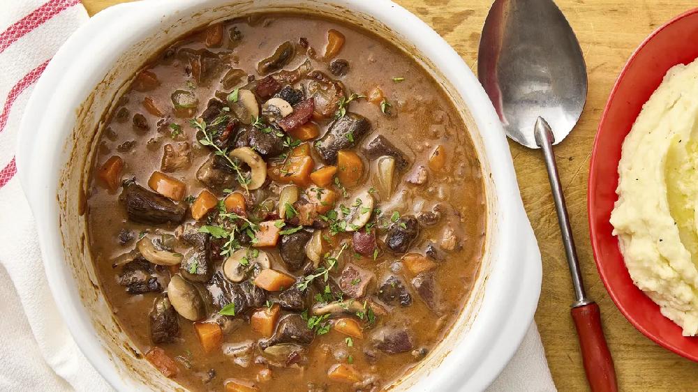 betty crocker Classic Beef Bourguignon Recipe