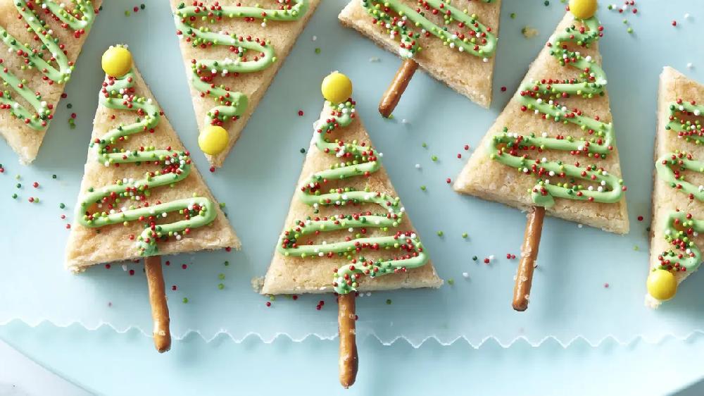 betty crocker Easy Christmas Tree Cookie Bars