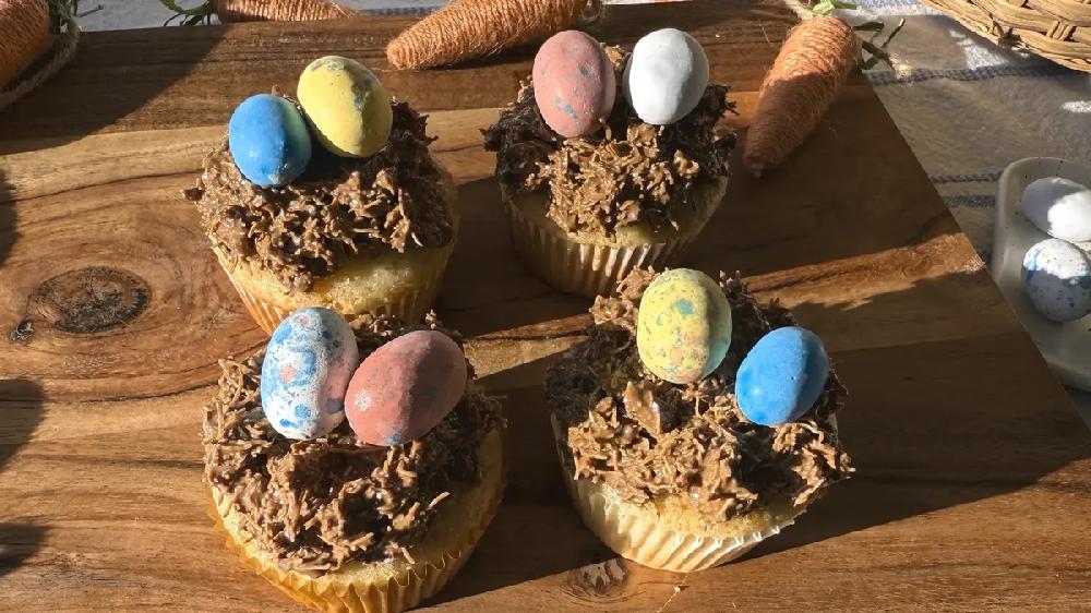 betty crocker Easy Easter Nest Cupcakes