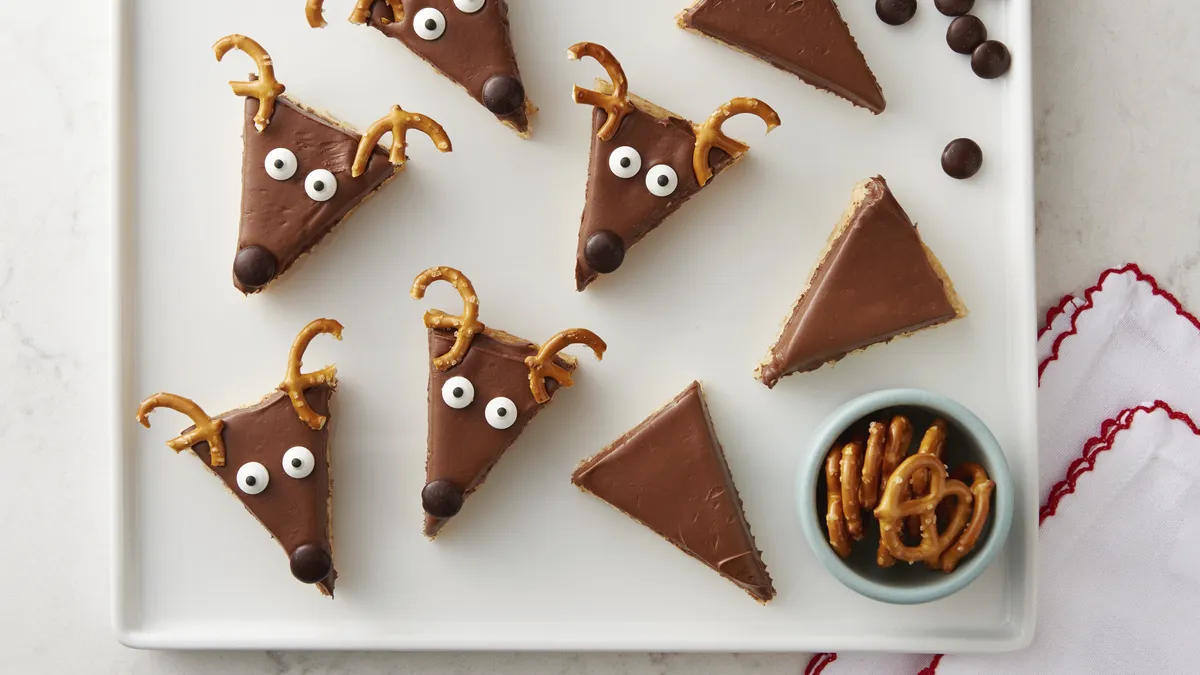 betty crocker Easy Reindeer Cookie Bars