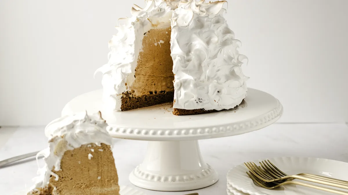 betty crocker Gingerbread-Pumpkin Baked Alaska