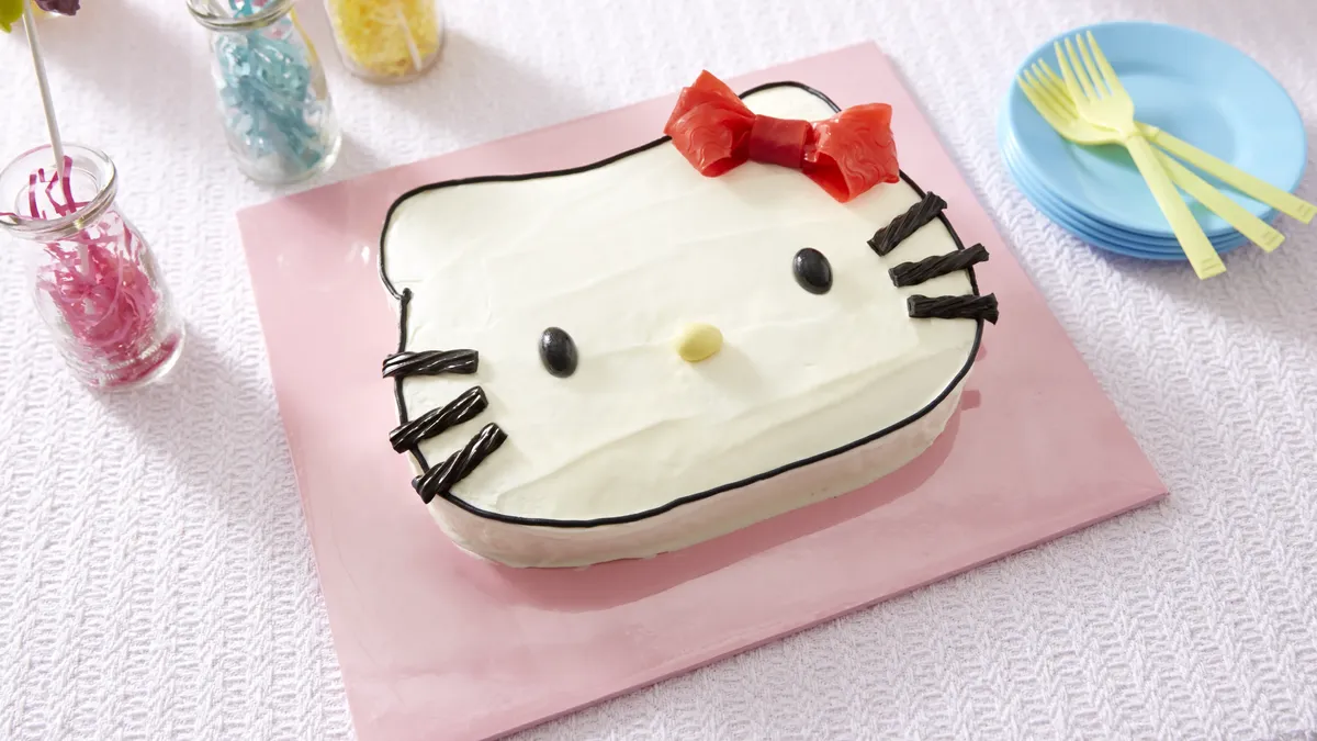 betty crocker Hello Kitty® Cake