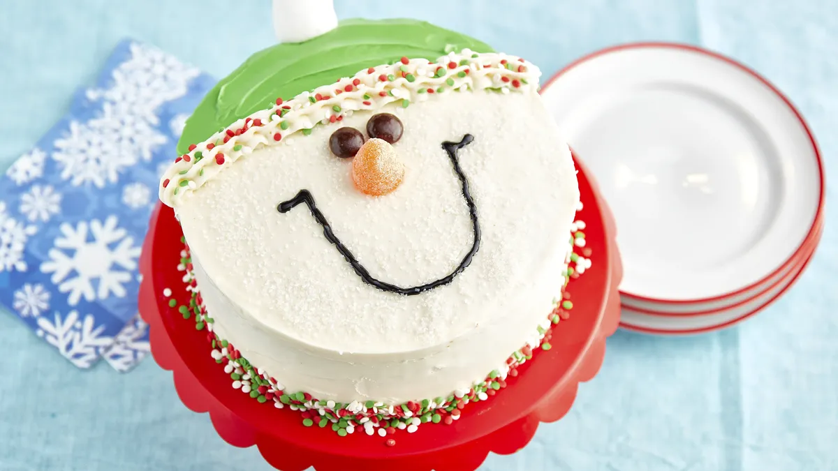 betty crocker Holiday Snowman Cake