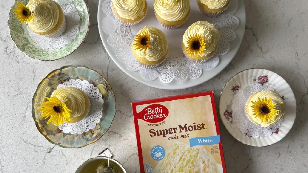 betty crocker Hugo Spritz Cupcakes