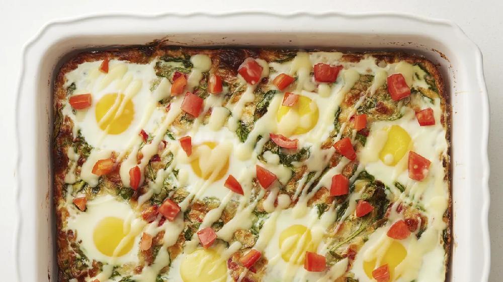 betty crocker Impossibly Easy Eggs Florentine Bake