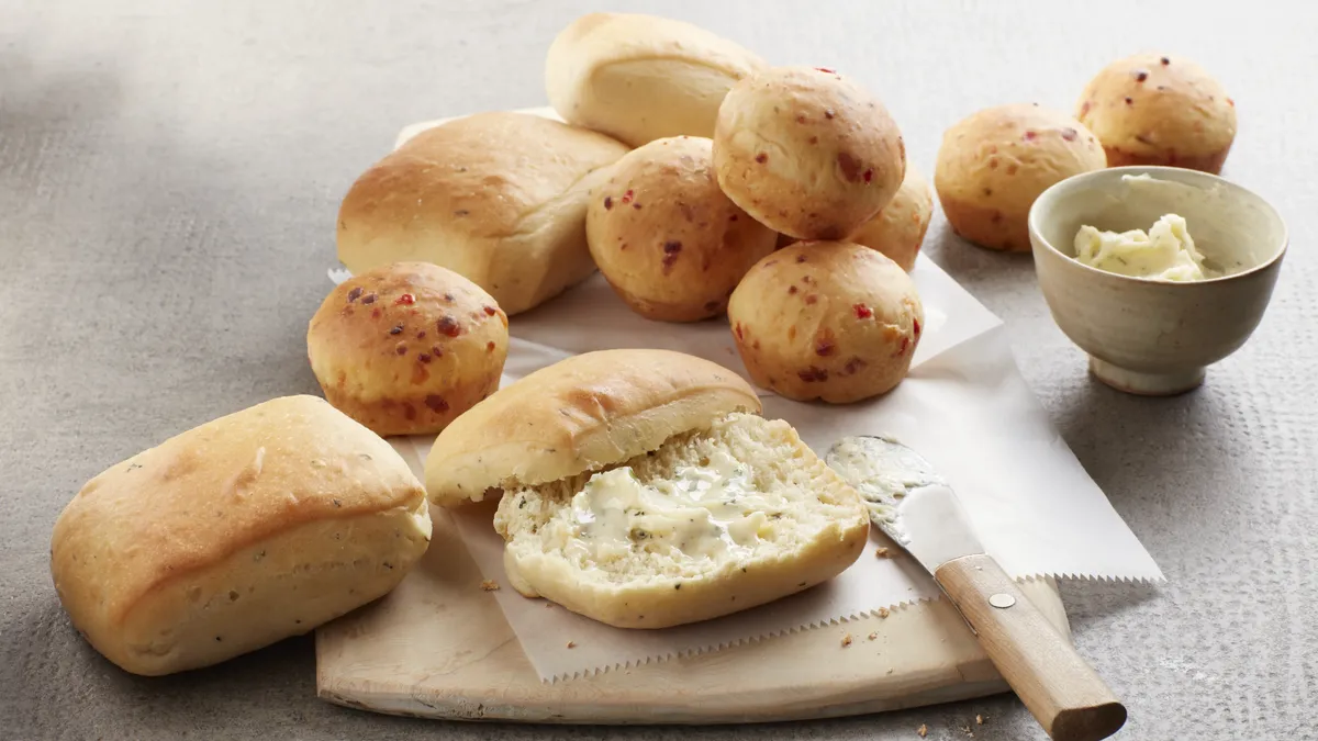 betty crocker Jalapeño Hawaiian Rolls