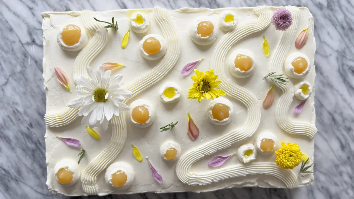 betty crocker Lemon and Rosemary Olive Oil Cake