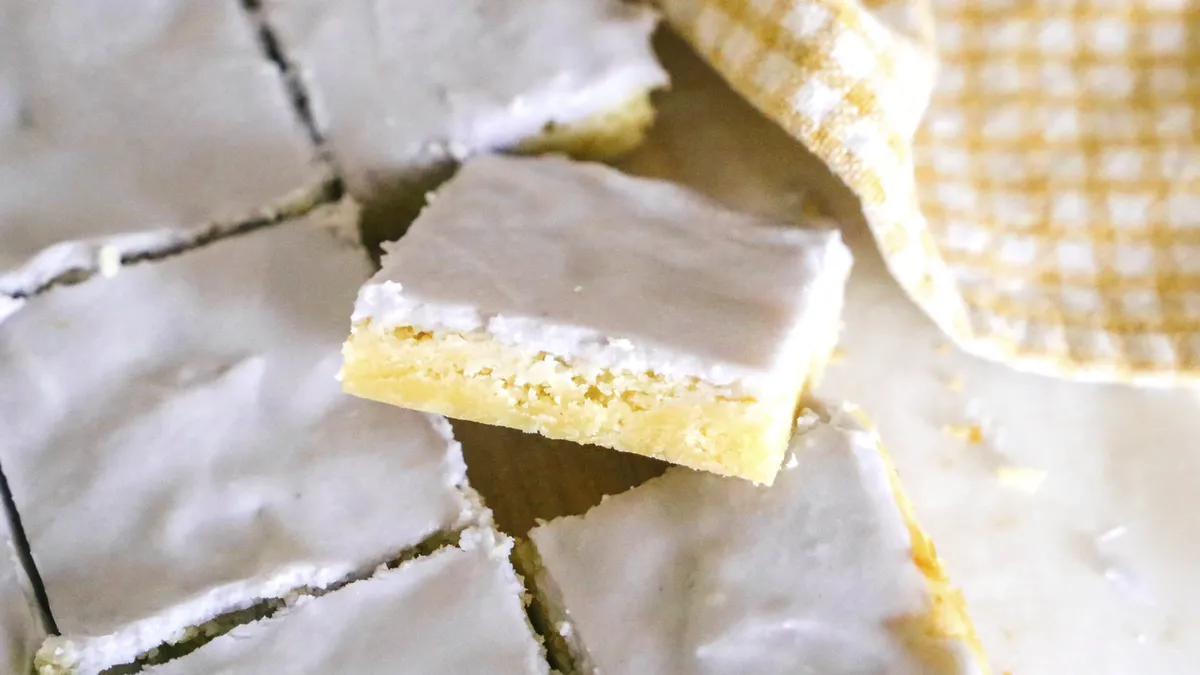betty crocker Lemon Lavender Cookie Bars