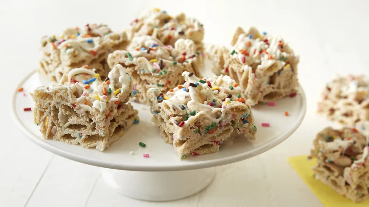betty crocker No-Bake Birthday Cake Bars