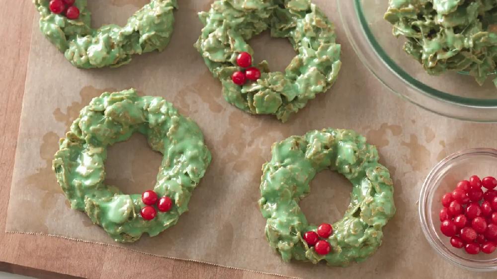 betty crocker No-Bake Christmas Wreath Cookies