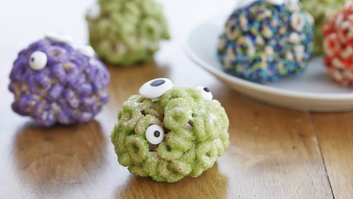 betty crocker No-Bake Monster Cheerios™ Balls