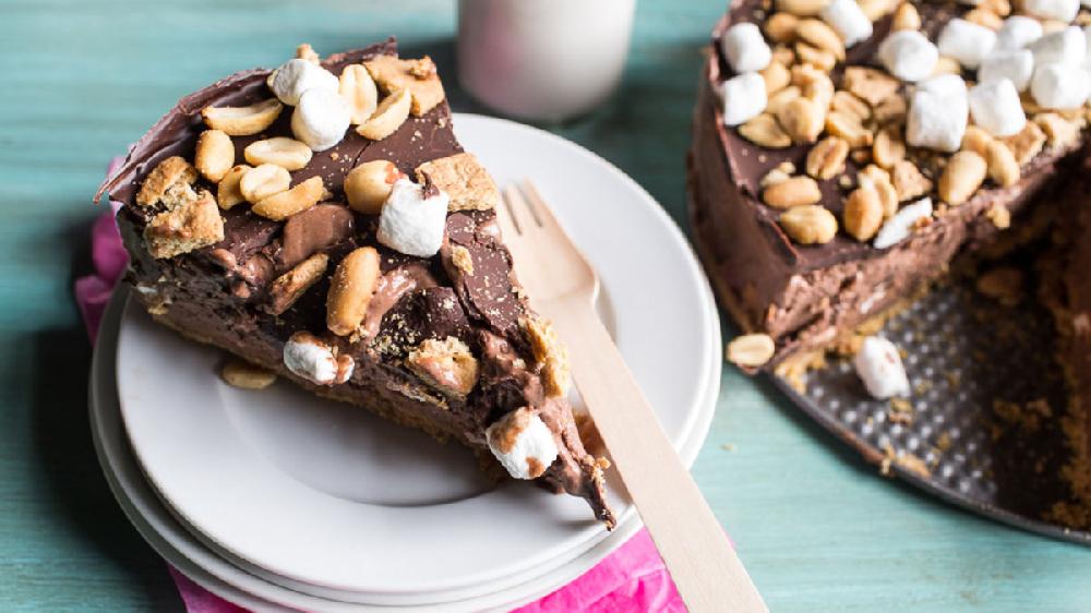 betty crocker Peanut Butter S'mores Ice Cream Cake