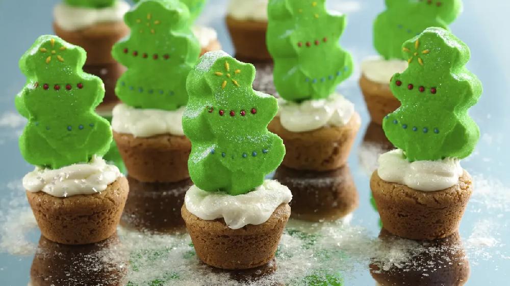 betty crocker PEEPS® Christmas Tree Cookie Cups