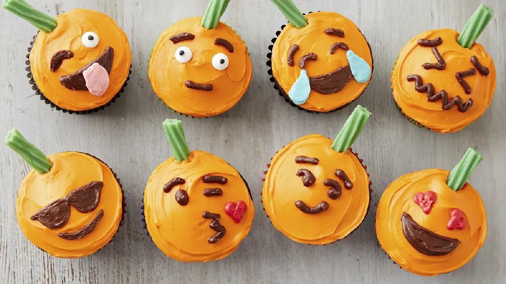 betty crocker Pumpkin Emoji Cupcakes