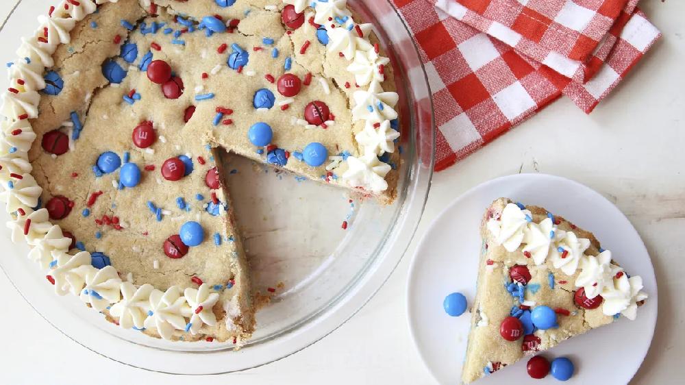 betty crocker Red White and Blue Sugar Cookie Pie