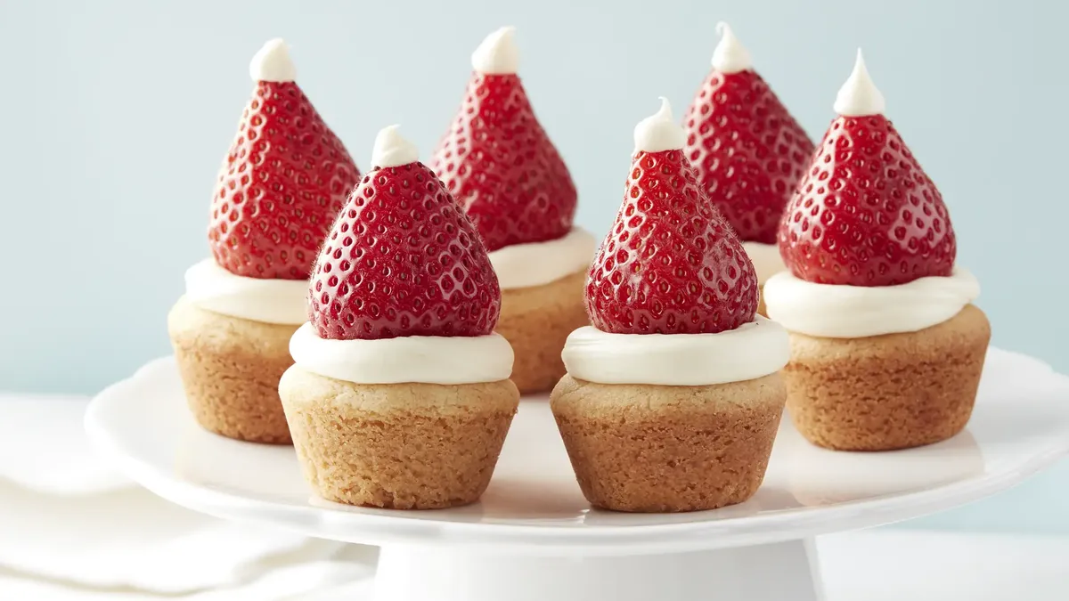 betty crocker Santa Hat Sugar Cookie Cups