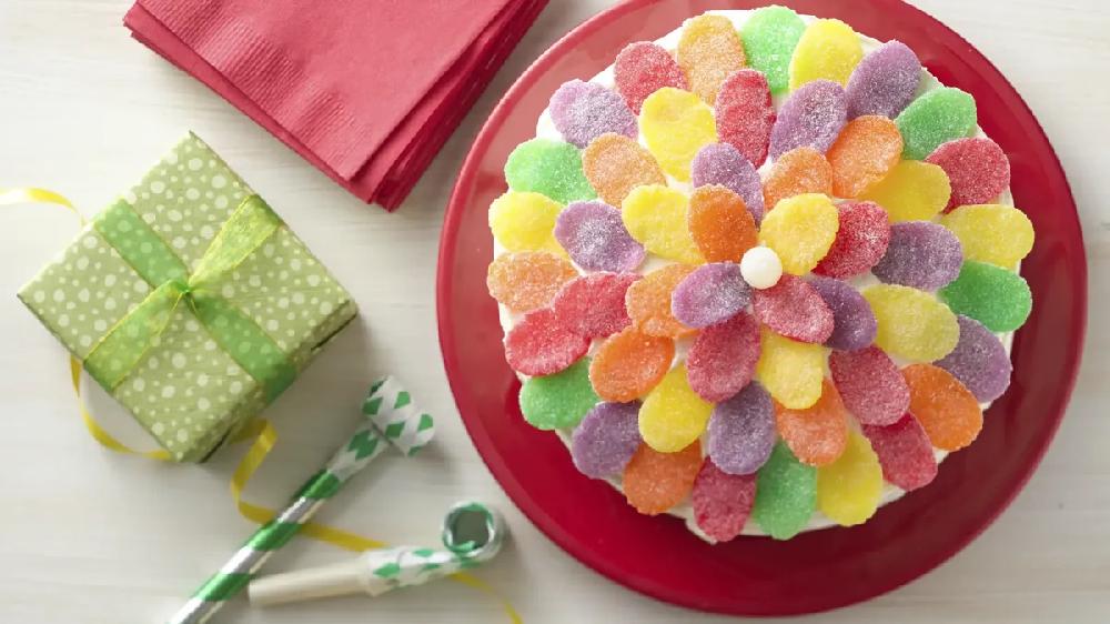 betty crocker Simple Gum Drop Flower Cake