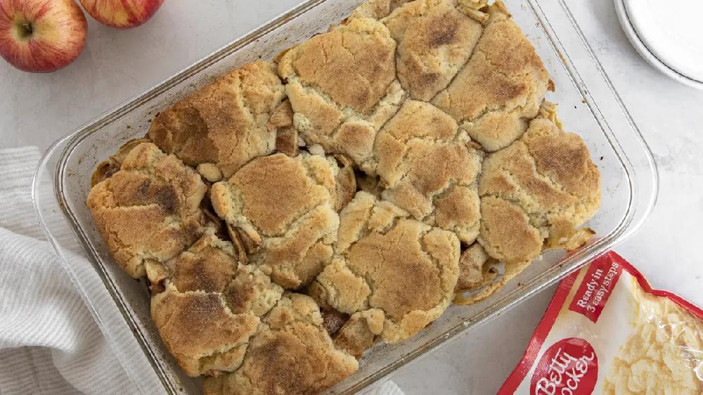 betty crocker Snickerdoodle Pecan Apple Cobbler