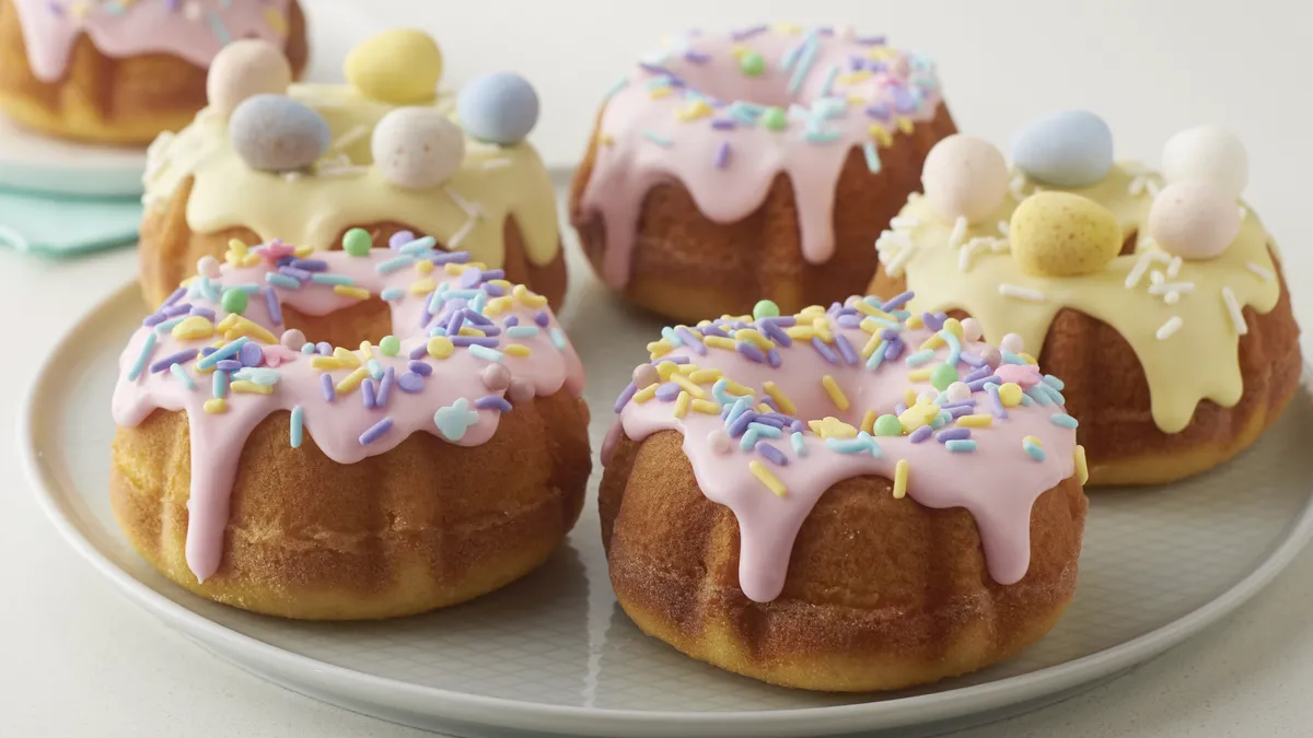 betty crocker Spring Celebration Mini Bundt Cakes
