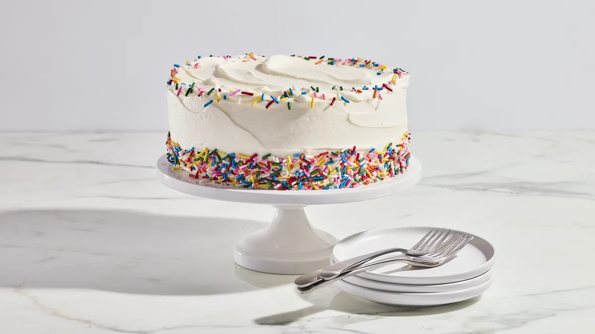 betty crocker Vanilla Layer Cake