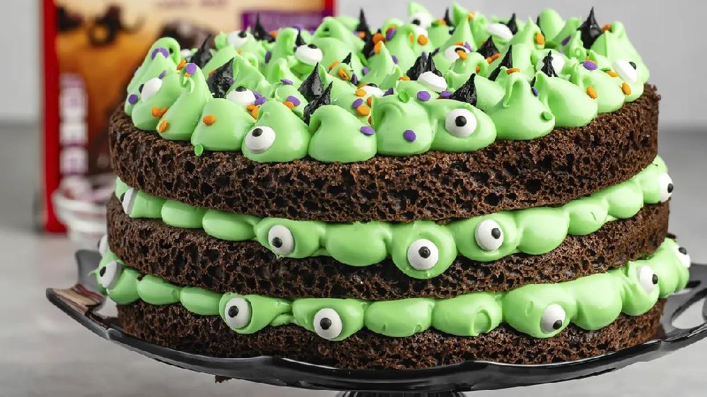 betty crocker Witch Cauldron Cake