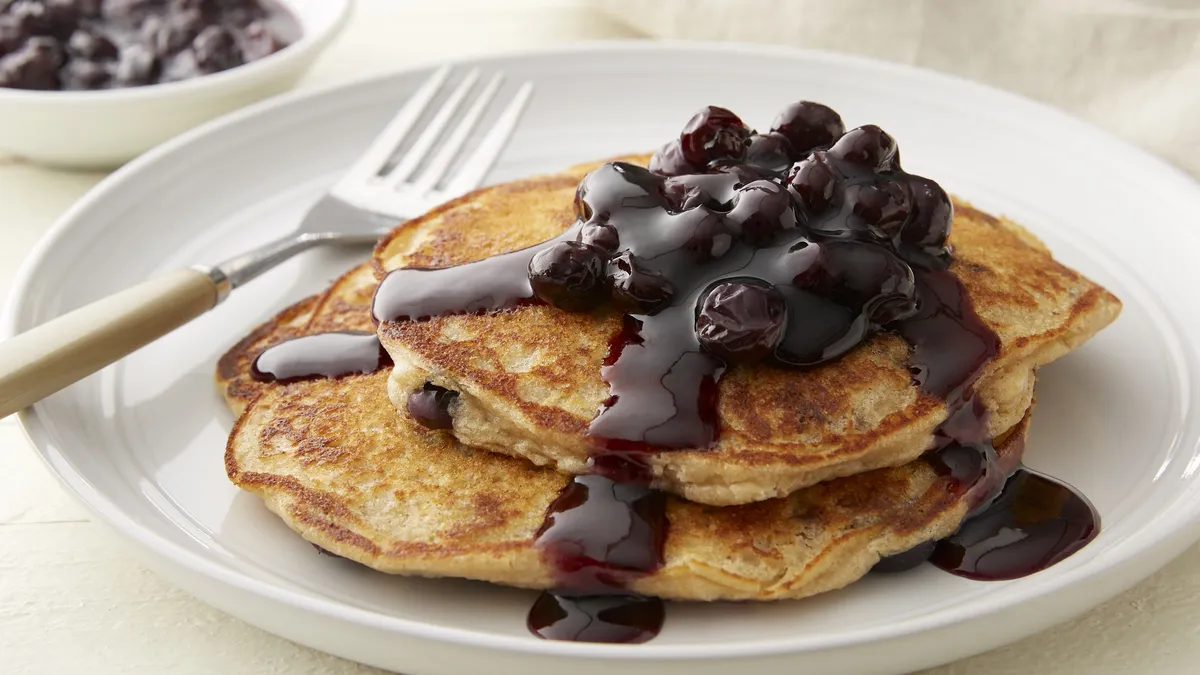 betty crocker Buttermilk Blueberry Oat Flour Pancakes