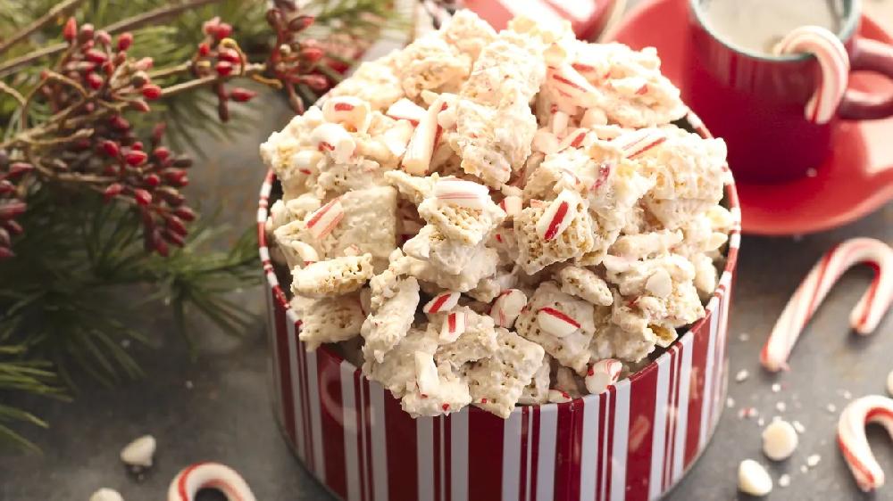 betty crocker Gluten-Free Candy Cane Crunch Chex™ Party Mix